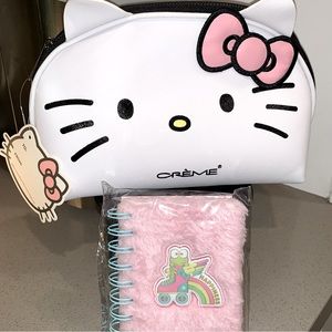 Hello Kitty Crème Makeup bag 💕 w/ Keroppi mini notebook✨